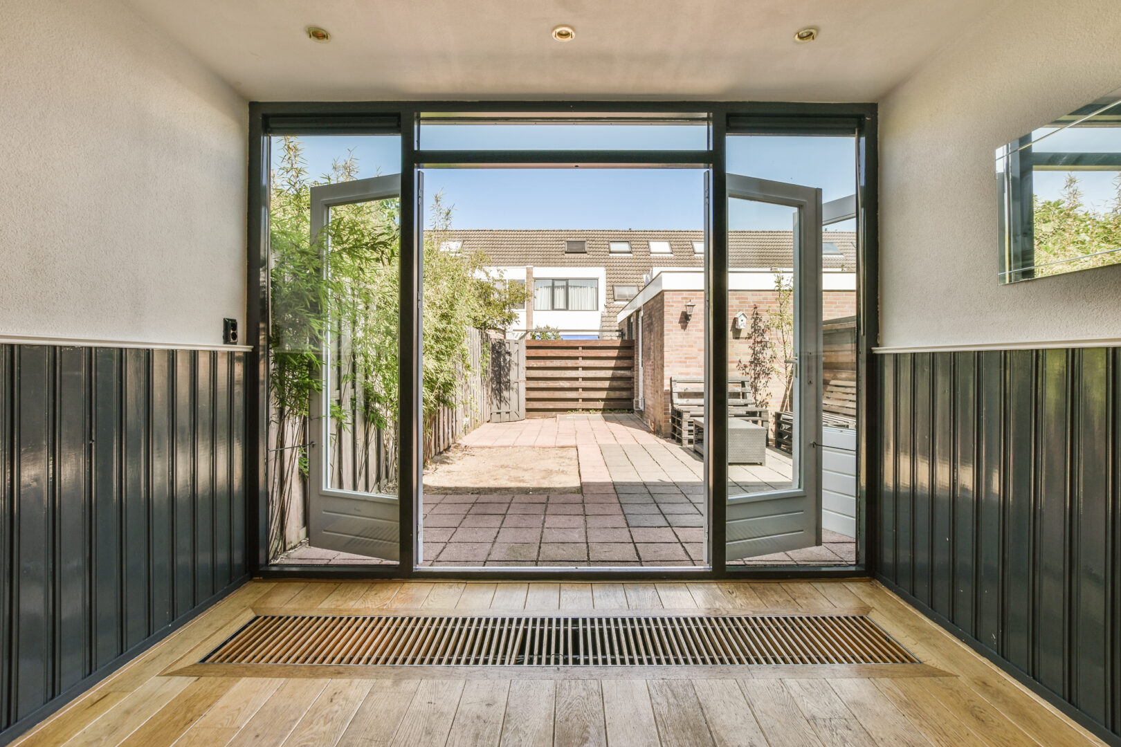 Casement Soundproof & Energy-Saving Doors and Windows Featured Image