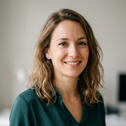 Dr. Sophie Martin